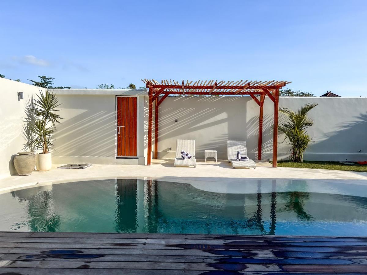 Moana Villa & Suites Bingin Uluwatu Exteriör bild