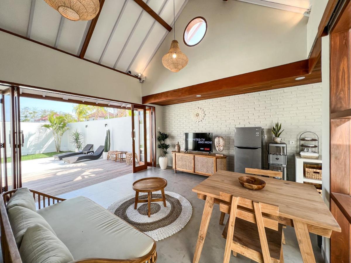 Moana Villa & Suites Bingin Uluwatu Exteriör bild